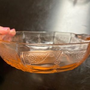 vintage pink depression glass bowl